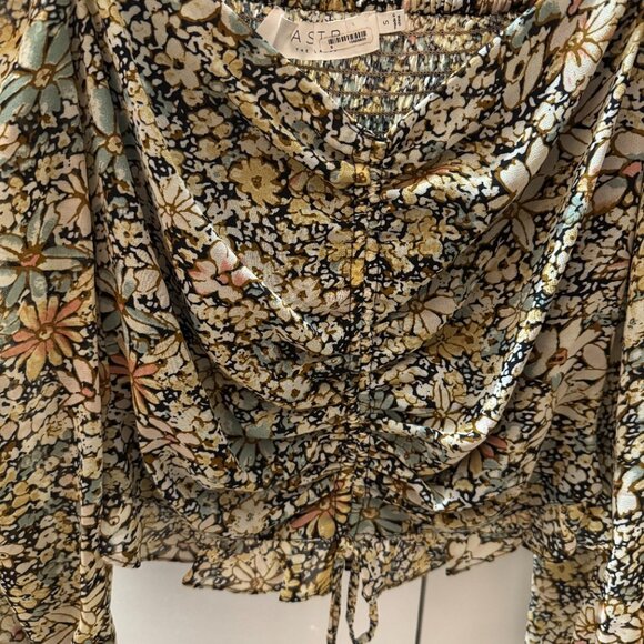 ASTR Love Song Top - Picture 6 of 8